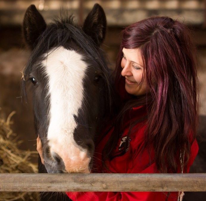 Uses Horses to Transform Leadership and Empower Communities – Interview with Danielle Mckinnon